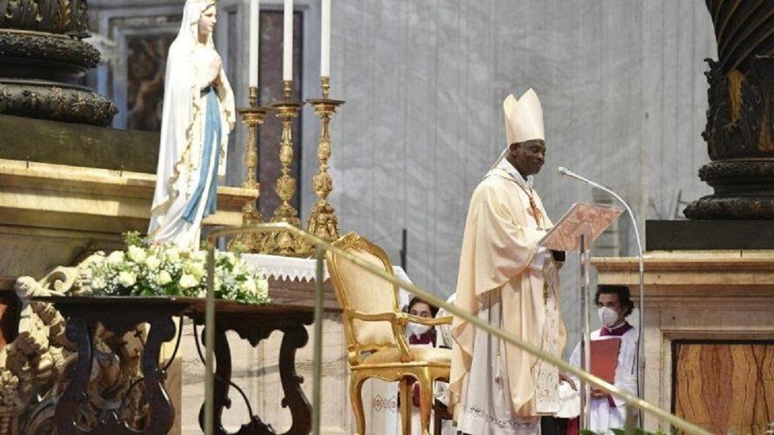 Kardinal Turkson u bazilici Svetog Petra u Rimu na blagdan Gospe Lurdske 1