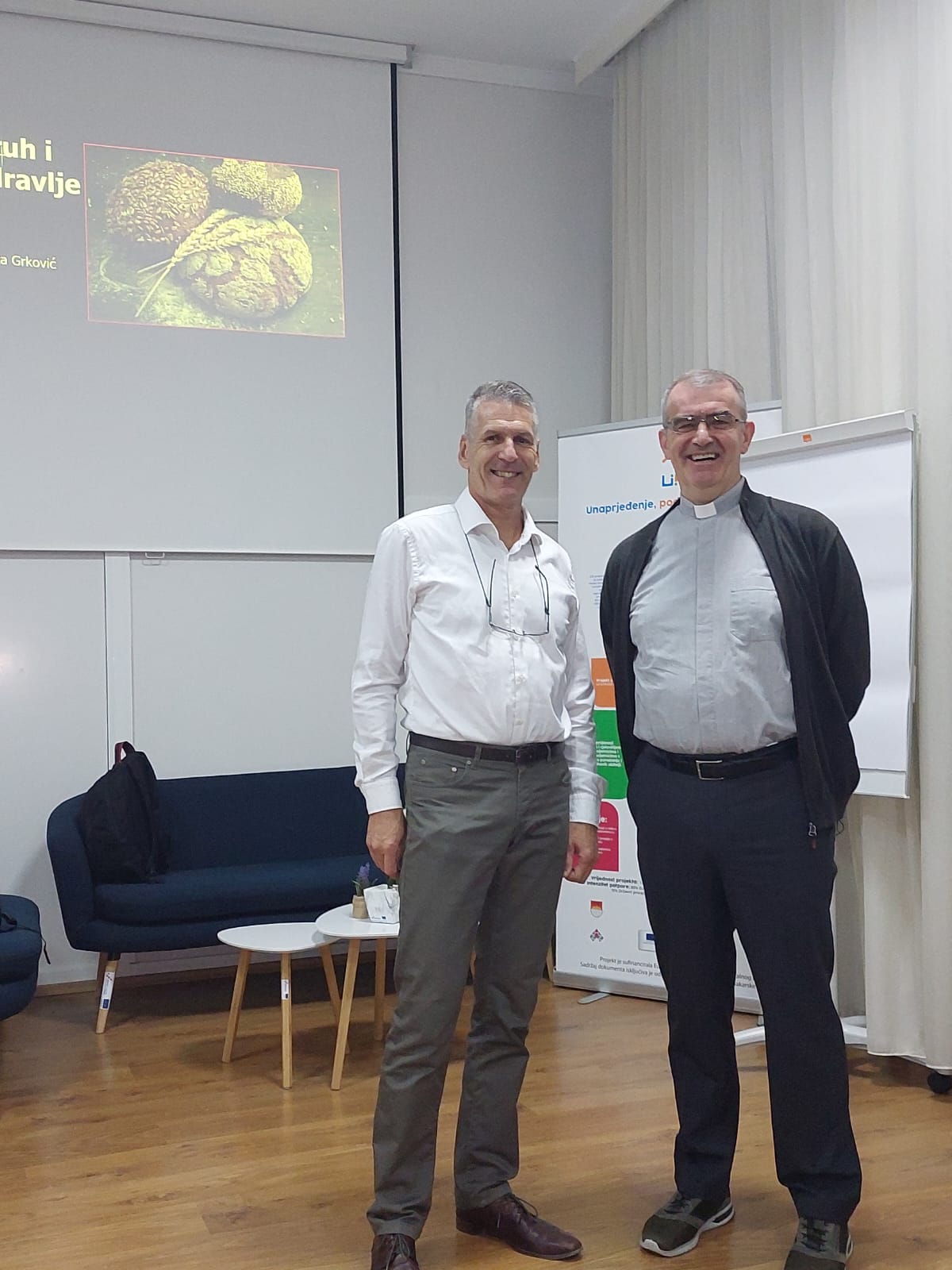 U Splitu održano predavanje o javno zdravstvenom i teološkom značenju kruha 1